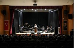 33. Adalet ve Demokrasi Haftası Fide Köksal Konseriyle Sona Erdi