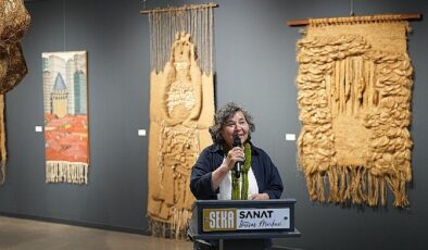 ‘Doku Renk ve İzler’, ilmek ilmek bu sergide