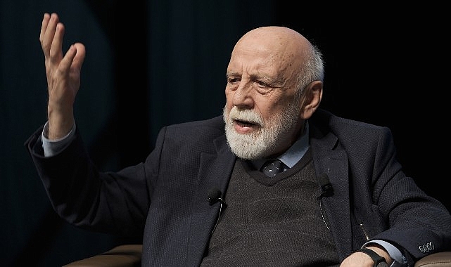 Peyam-ı Garb’ta Nisan Ayında “Melez Bilinç” Hakkında Konuşuldu!